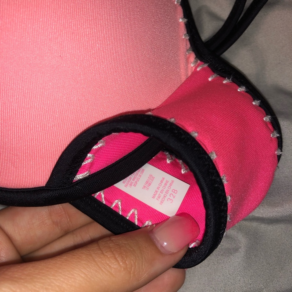 VS Bikini